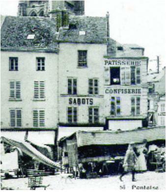Place du Grand Martroy 1900-1920, carte postale - Collections Musée de Pontoise et Bibliothèque municipale